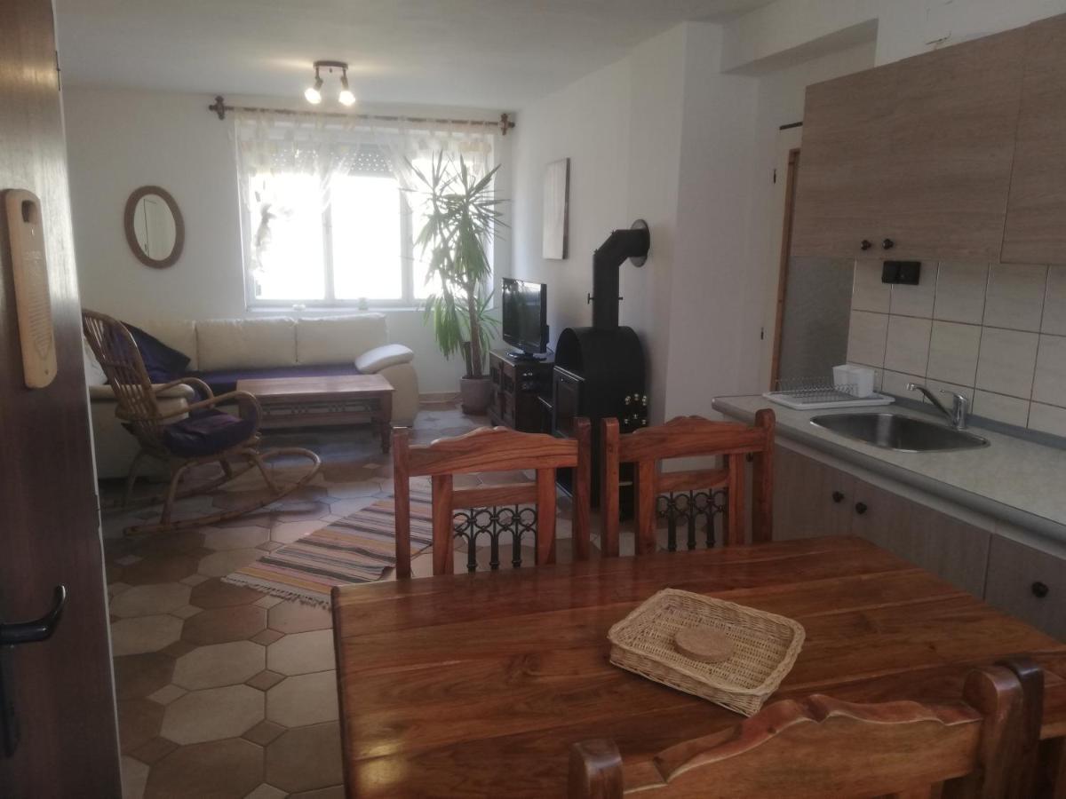 Villa Strakov Лучки Екстер'єр фото