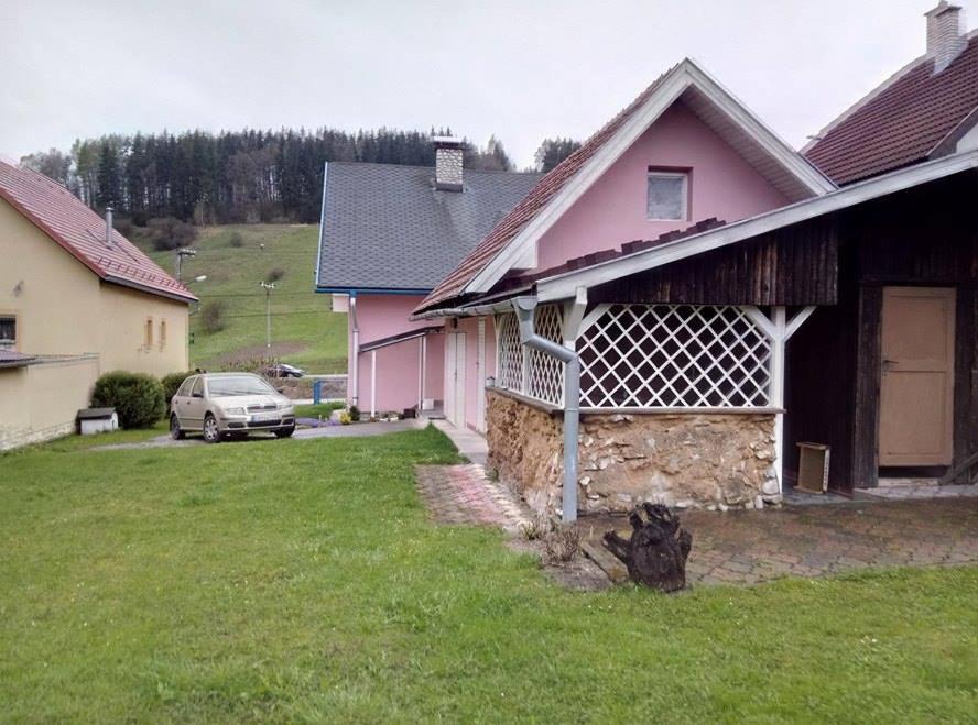 Villa Strakov Лучки Екстер'єр фото