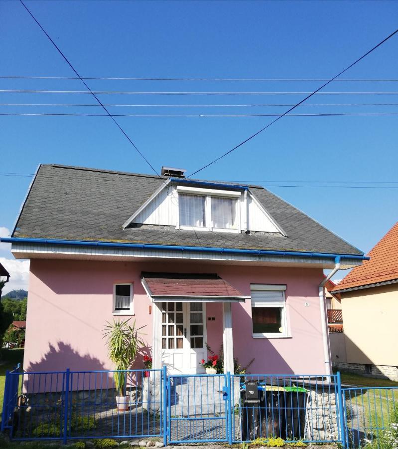Villa Strakov Лучки Екстер'єр фото