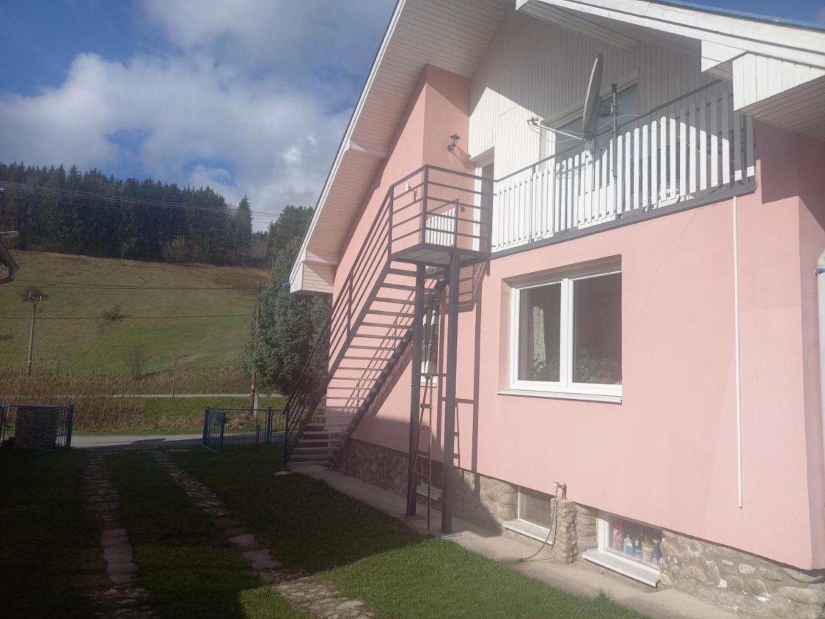 Villa Strakov Лучки Екстер'єр фото